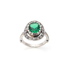 Emerald Vintage Ring set with Created Emerald in a diamond cut & vivid green color, at size 10x8mm (3 Cts). Solid 925 Sterling Silver ☞ made to last.Click here for ☞ Matching PendantClick here for ☞ Matching EarringsDetails:• Created Emerald in a vivid green color• Emerald: 10x8mm, 3 Cts, diamond cut• Dimensions: Band width ≈ 2.1mm, thickness ≈ 1.1mm• Solid 925 Sterling SilverSKU 2550 Antique Emerald Ring, Flawless Diamond, Vintage Style Rings, Real Jewelry, Emerald Stone, Cz Diamond, 3 Carat, Halo Ring, Vintage Ring