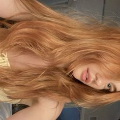 liz buxbaum Ginger Hair Color Inspiration, Strawberry Blonde Face Claim, Strawberry Blonde Hair Aesthetic, Orange To Blonde Hair, Willa Grant, Strawberry Blonde Hair Color, Red Hair Inspo, Ginger Hair Color, Birthday Hair