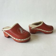 Vintage Swedish Wooden Shoes Orthopedic Children's Red Leather Clogs Eu 23 Good condition with light wear. Please see the photos. Wood platform. European size 23. 5-9/16" /14.3 cm/ inner length 1-5/8" /4 cm/ heel weight 253 gr. = 8.9 oz Casual Red Closed Toe Clogs, Comfortable Red Clogs With Round Toe, Red Slip-on Comfortable Clogs, Comfortable Red Slip-on Clogs, Red Clogs With Wooden Heel And Round Toe, Red Slip-on Clogs With Wooden Heel, Red Mules With Wooden Heel And Round Toe, Casual Red Mules With Wooden Heel, Red Platform