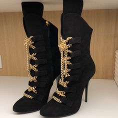 Giuseppe Zanotti Zadina Suede Gold Over The Knee Boots . Authentic 1000% Gorgeous All I Can Say. Pre- Loved In Excellent Condition Come Inside The Original Box. No Signs Of Wear Except The Sole Of The Boots . Photos Included . No Longer Able To Wear Certain Heels, Time For Them To Shine . Purchases Of $500 Or Higher Will Be Authenticated By Poshmark Trendy Party Boots With Chain Detail, Trendy Chain Boots For Party, Formal Boots With Chain And Round Toe, Formal High Heel Boots With Chain Strap, Elegant Gold Boots With Metal Feet, Party Boots With Chain Detail, Formal Black Boots With Chain, Formal Black Boots With Chain Detail, Elegant Formal Boots With Chain Detail