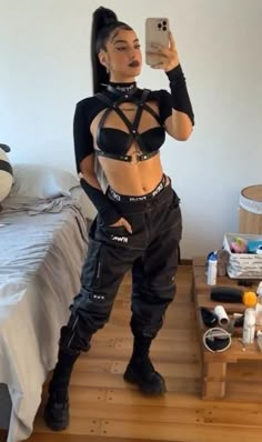 Basshead Rave Outfits, Lost Lands Outfit Ideas, Practical Festival Outfit, Rave Fits Casual, Motionless In White Concert Outfit, Leather Festival Outfit, Anuel Aa Concert Outfits, Rave Outfits Black Women, Louder Than Life Festival Outfit