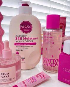 Body Lotion That Smells Good, Shower Products Aesthetic, Scent Combos, Perfume Body Spray, Body Hygiene, Hygiene Care, Bath And Body Works Perfume, Shower Skin Care, Body Smells