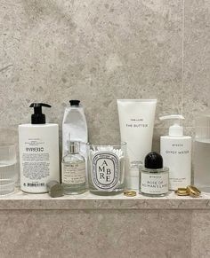 Diptyque Aesthetic, Healthy Skin Tips, Self Tanner, Drunk Elephant, Aesthetic Photos, Shelf Styling, Unique Personalized Gift, Bathroom Essentials