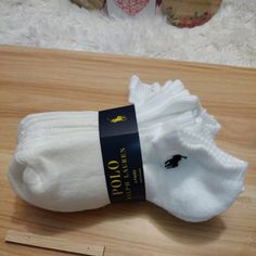 Polo Ralph Lauren Classic White Socks 6 Pairs Women's One Size Fits Most Nwt Polo Socks, Gentleman Aesthetic, Polo Sport Ralph Lauren, Polo Ralph Lauren Women, Woven Handbags, White Socks, Womens Cashmere, Lauren White, No Show Socks