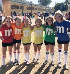 Mnm Halloween Costume, Matching Cosplay, Bff Costumes, M&m Costume, Dance Friends, Halloween Costumes For Family, Costume Carnaval