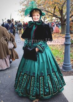 Tudor Clothing, 1880 Fashion, Day Gown, Crinoline Dress, Victorian Elegance