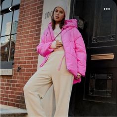 Free People Oversized Pink Puffer Coat New With Tags Puffer Jacket Outfits, Pink Puffer Coat, Puffer Jacket Outfit, Black Hooded Jacket, Suede Fringe Jacket, Free Jeans, Classic Pants, Twill Jacket, Classic Jacket