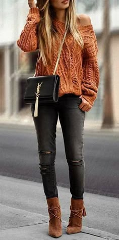 Cosy Fall Outfits, Cosy Fall, Fashion Trend Inspiration, Perfect Winter Outfit, Orange Jeans, Knitwear Inspiration, Mandala Tattoo Design, Trendy Fall