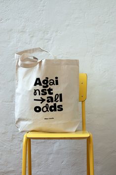 Robust bag, perfect for shopping or as a beach bag! Black Tote Bag Design Ideas, Shopper Bag Design, Typo Graphic Design, Against All Odds, Christmas Tote, Grocery Tote, Black Screen, Shopper Bag, Cotton Bag