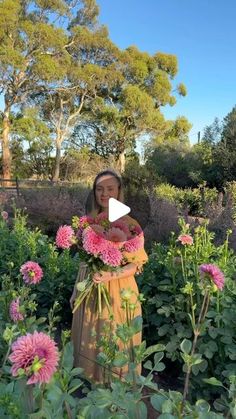 The Flower Farmer & The Florist on Instagram: "As we all count down the days until the dahlias arrive, here is a garden video from last season sharing some information on the different size dahlias we grow here on the farm. Save this video to refer to later so you can learn about the blooms you’re growing in your garden. 🪴" Garden Video, World Of Flowers, A Garden, Join Us, Florist, This Is Us