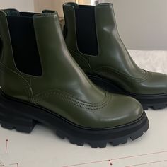 New In The Box Hunter Green / Black. Material - Leather And Rubber. Box Has A Little Wear And Tear But Shoes Are 100%. Green Satin Boots, Green Chunky Ankle Boots, Chelsea Green Boots, Hunter Green Ankle Boots, Green And Black Chelsea Boots, Mcqueen Boots, Alexander Mcqueen Boots, Shoes Alexander Mcqueen, Mcqueen Shoes