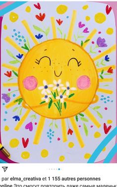 a drawing of a sun with flowers on it's face and the words happy birthday written in spanish