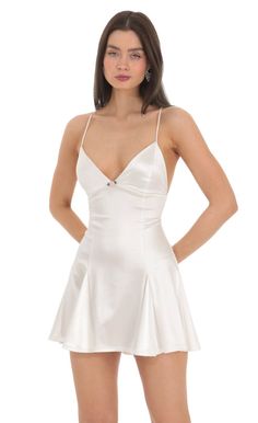 Satin A-line Dress in White | LUCY IN THE SKY Cute Little White Dress, White Going Out Dress, White Silk Dress Outfit, White Flowy Dress Short, Short White Satin Dress, Short Party Dress Night, White Coquette Dress, Dress Accessories Ideas, The Summer I Turned Pretty Outfits