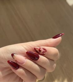 Deer Nails, Wine Nails, Maroon Nails, Red Acrylic Nails, Trendy Nail Art, Pretty Acrylic Nails, Fancy Nails