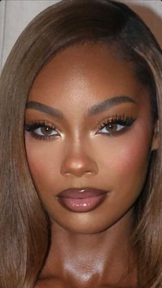 Smokey Eye Tan Skin, Bronzed Makeup Look Sun Kissed Black Women, Bronzy Eye Makeup Wedding, Wedding Bridesmaid Hair Black Women, Black And Gold Eye Makeup Dark Skin, Gold Bronze Makeup Look, Sultry Bronze Makeup, Summer Makeup Looks Black Women, Date Night Make Up For Brown Eyes