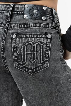 Washed, high-rise wide leg jeans- Black embroidered, raised denim Miss Me logo design- Grey faux pearl studs- Subtle distress on back- Embossed black studded leather cross Miss Me brand patch- Whiskering highlights- 5-pocket designModel is wearing size: 25Model Measurements:Height: 5'8"Bust: 32B”Waist: 25"Hips: 35"Fabric Content: 79.5% Cotton, 19.5% Poly, 1% Elas (Spandex)Care: Gentle machine wash inside-out with like colors in cold water. Tumble dry low.Style No. H9467W3V-G16, H9467W3S-G16 Me Logo, High Rise Wide Leg Jeans, Wide Jeans, Leather Cross, Studded Leather, Denim Outfit, Jeans Black, Pearl Studs, Miss Me