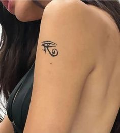 Egyptian tattoo eye of horus eyeliner Egyptian tattoos Egyptian symbols hieroglyphics Finger Tattoos Egyptian, Eye Of Horus Finger Tattoo, Athena Symbol Tattoo, Feminine Divine Tattoo, Eyes Of Horus Tattoo, Esoteric Tattoo Spiritual, Egypt Eye Tattoo, Middle Eastern Tattoo, Woman Symbol Tattoo