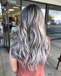 60 Shades of Gray: Silver and White Highlights for Eternal Youth White Balayage, White Ombre Hair, Balayage Long Hair, Grey Ombre Hair, Ash Blonde Highlights