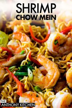 shrimp chow mein with noodles and vegetables in it