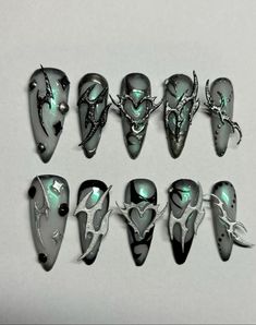 #nails #pressonnails #art #artist #smallbuisness #cybersigilism #cyber #future #futuristic #iridescent #3dprintingprojects #3dprinting #alt #alternative #goth #fairycore Cybersigilism Nail Art, Alternative Nail Ideas, Cybergoth Nails, Cyberpunk Nails, Futuristic Nails, Alt Nails, Goth Fairycore, Hippie Nails