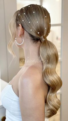 #hairstyles #ponytail #pearl #hairinstagram Pearl Hair Ponytail, Ponytail Hairstyles With Pearls, Hair Pearls Hairstyles, Prom Hairstyles With Pearls, Hair Styles With Pearls, Bridal Hairstyles Ponytail