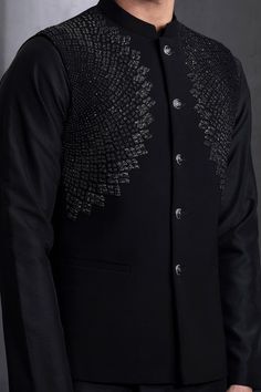 Menswear Indian, Sf Fashion, Brand Equity, Mens Embroidery, Rahul Khanna, Boys Kurta Design, Stylish Men Wear, 2024 Inspiration, Indian Groom Wear