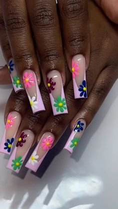 Fresh Nail, Pretty Henna, Medium Nails, Pretty Henna Designs, Simple Acrylic, Simple Acrylic Nails, Long Square Acrylic Nails, Unique Acrylic Nails, Acrylic Nails Coffin