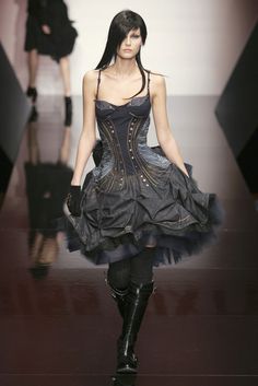 2006 Runway, Whimsy Goth, Runway Outfits, New York Fall, Miss Sixty, Runway Pictures, Historical Fashion, Types Of Fashion Styles, Dream Dress