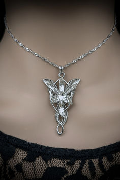 LOTR Arwen Evenstar Necklace, High Quality 925 Solid Sterling Silver Lord of the Rings Evenstar pendant with Free Jewelry Box Fantasy Engraved Jewelry For Fantasy Events, Fantasy Silver Round Pendant Necklace, Fantasy Silver Necklace With Round Pendant, Silver Round Pendant Necklace In Fantasy Style, Fantasy Pendant Jewelry For Fantasy Events, Elegant Silver Jewelry For Fantasy Events, Fantasy Silver Jewelry With Round Pendant, Silver Fantasy Jewelry With Round Pendant, Silver Fantasy Necklace Nickel Free