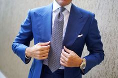 Mid Blue Suit, Italian Style Suit, Italian Mens Fashion, Bow Tie Shirt, Kids Bow Ties, Mens Tie, Tie Men's, Navy Linen, Knit Tie