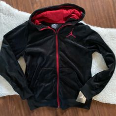 Zip Up Hoodie Jordan Original Velvet Material Youth Large Brand New With Tag Jordan Original, Hoodie Jordan, Black And Red Hoodie, Jordan Sweatshirt, Jordan Hoodie, Nike Pullover Hoodie, Kids Activewear, Jordan Shirts, Boys Hoodies