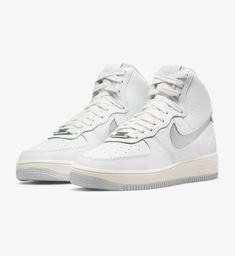 Nike W AF1 Air Force 1 Sculpt High White Silver DC3590-101 Women’s 10.5 Men's 9. White Casual Sneakers, Nike Force 1, New Nike Air Force, Nike Air Force 1 High, Air Force 1 High, Nike Force, Adidas Spezial, Nike Dunk High, White Sneakers Women