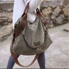 Tote Large Two-Toned Gray Brown/Black Weekender Nwot. Selling Tote In 1st Photo Zip Outside Pocket Front & Back Gray Canvas Brownblack Leather Trim Canvas Leather Bag, Bag Essentials, Everyday Tote, Mode Design, Canvas Handbags, Casual Tote, Designer Bag, Mode Vintage, Hand Bags