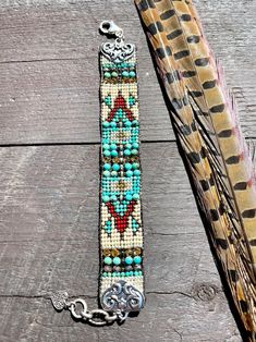 Beaded Loom Bracelet, Loom Designs, Native Beading, Beading Loom, Bead Loom Designs, Bracelet Miyuki, Bracelets Handmade Diy, Mosaic Ideas, Loom Bracelet