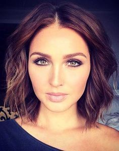 30 Best Short Hair Cuts For Women | http://www.short-haircut.com/30-best-short-hair-cuts-for-women.html Short Hairstyles 2015, Wavy Bob Haircuts, Cool Short Hairstyles, 2015 Hairstyles, Ombré Hair, Short Bob Haircuts, Short Hair Cuts For Women, Great Hair, Bobs Haircuts