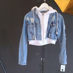 Perfect Condition Trendy Light Wash Hooded Denim Jacket, Trendy Hooded Medium Wash Denim Jacket, Trendy Hooded Denim Jacket In Blue, Trendy Hooded Blue Denim Jacket, Trendy Blue Hooded Denim Jacket, Trendy Hooded Denim Jacket For Spring, Hooded Denim Blue Jacket For Spring, Trendy Hooded Denim Jacket, Hooded Denim Jacket For Spring