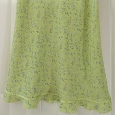 Gorgeous Vintage Express World Brand Lime Green Skirt No Wrinkle Polyester Delicate Floral Print Lemon-Lime Ribbon Above Hem Ruffled Hem Size 11/12, Fits True To Size Comes To Just Above Knee 1990s Vintage Green Floral Print Knee-length Skirt, Green Skirt For Summer Daywear, Lime Green Skirt, Flower Print Skirt, Green Flower, Print Skirt, Lemon Lime, Ribbon Trim, Green Skirt