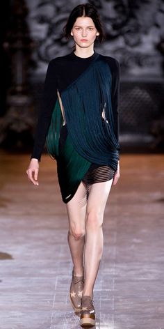 Runway Looks We Love: Stella McCartney - Stella McCartney from #InStyle London Fashion Weeks, Fall 2014, Looks Style, London Fashion Week, Milan Fashion Week, New York Fashion Week, Paris Fashion, Runway Fashion, Stella Mccartney