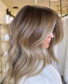 50+ Bronde Haircolor Ideas You Must Try This Season; dirty blonde hair color! This includes bronde hair, bronde haircolor brunettes, bronde haircolor brunettes ash, bronde haircolor blondes, bronde haircolor spring, bronde haircolor with dark roots & more! This also includes bronde haircolor summer, bronde haircolor formulas, bronde balayage, bronde balayage brunettes, bronde balayage hair, bronde balayage brunettes summer hair, bronde haircolor fall, bronde winter & more! #bronde #brondehaircolorideas #brondebalayage Haircolor Ideas, Summer Blonde Hair, Ash Blonde Balayage, Bronde Balayage, Ash Blonde Hair