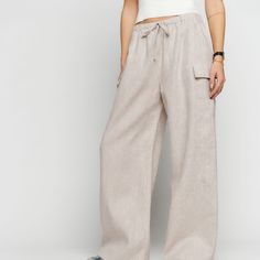 Bought These For A Trip A While Back And They Wound Up Being Too Big For Me - I Didn’t Have Time To Return Them Before Flying Out And Missed The Return Window Smoke Free - Pet Free House - Tags Attached ! Reasonable Offers Accepted Wide Leg Linen Cargo Pants For Loungewear, Beige Wide Leg Loungewear Cargo Pants, Relaxed Wide Leg Pants With Pockets, Beige Wide Leg Cargo Pants For Loungewear, Neutral Relaxed Fit Pants With Side Pockets, Relaxed Beige Wide Leg Pants With Pockets, Chic Linen Cargo Pants, Casual High-waisted Linen Cargo Pants, Beige Linen Wide Leg Cargo Pants