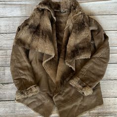 Brand New Without Tags. Super Warm And Thick. Excellent Like New Condition, Never Worn. Olive Color, Extra Closure Hook Still Attached. Perfect For Winter, Ski Trip, Snow, Mob Wife Vibes, Etc. Mob Wives, Mob Wife, Ski Trip, Olive Color, Suede Jacket, Jacket Coat, Tan Brown, Faux Fur, Coats Jackets