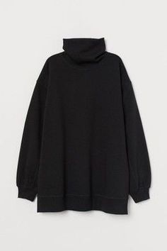 Oversized Turtleneck, Turtleneck Sweatshirt, Oversize Fashion, Turtle Neck Top, Dream Clothes, Fashion Company, Aesthetic Clothes, بلاك بينك