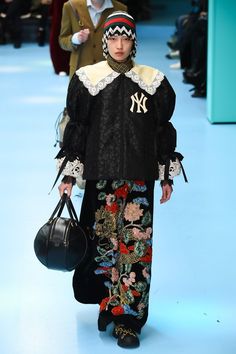 Gucci Runway, Gender Fluid Fashion, Runway Outfits, Middle Age Fashion, Eclectic Fashion, 가을 패션, Harajuku Fashion, Couture Fashion, Fashion Item