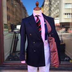 Pink shirt white trousers navy blue jacket Blue Suit With Pink Shirt Men, Blue Double Breasted Suit, Pink Shirt Men, Dapper Mens Fashion, Mens Neckwear, Blue Suits, Blue Jacket Men, Pink Trousers, Mens Ties