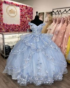 15 Blue Dresses Quinceanera, Sweet Fifteen Dresses, Dress Quinceanera Blue, 15 Quinceanera Dresses Blue, Louis Blue Dress, Silver And Blue Quinceanera Dress, Big Blue Quinceanera Dresses, Blue Qinsenara Dresses, Qinsenara Dresses Blue