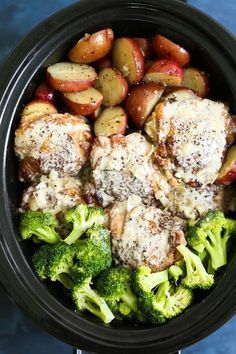 chicken, potatoes and broccoli in a slow cooker