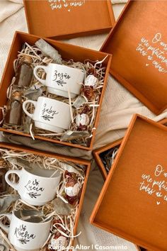 Lembrançinha para casamento rústico Rusting Wedding, Cute Gifts For Friends, Enchanted Wedding, Stylish Wedding Dresses, Godparent Gifts, Beautiful Birthday Cakes, Dream Wedding Ideas Dresses, Bridesmaid Proposal Box, Wedding News