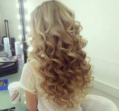 Blond Curly Hair, Curly Hair Long, Curls For Long Hair, Blonde Curls, Heatless Curls, Beautiful Curls, Hair Girl