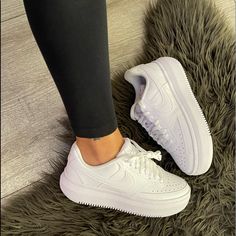 Available In Different Sizes In Womens New With Box (Box No Lid) Color White 100% Authentic, Guaranteed Nike Air Force 1 Outfit Woman, Nike Court Vision Alta, Nike Vision, Nike Air Force 1 Outfit, Nike Court Vision, Techwear Fashion, Basic Shoes, White Nike Shoes, Court Vision