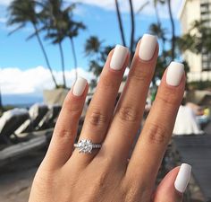 White Gel Nails, Engagement Nails, Milky Nails, Nagellack Trends, White Acrylic Nails, White Nail Designs, Summer Acrylic Nails, Neutral Nails